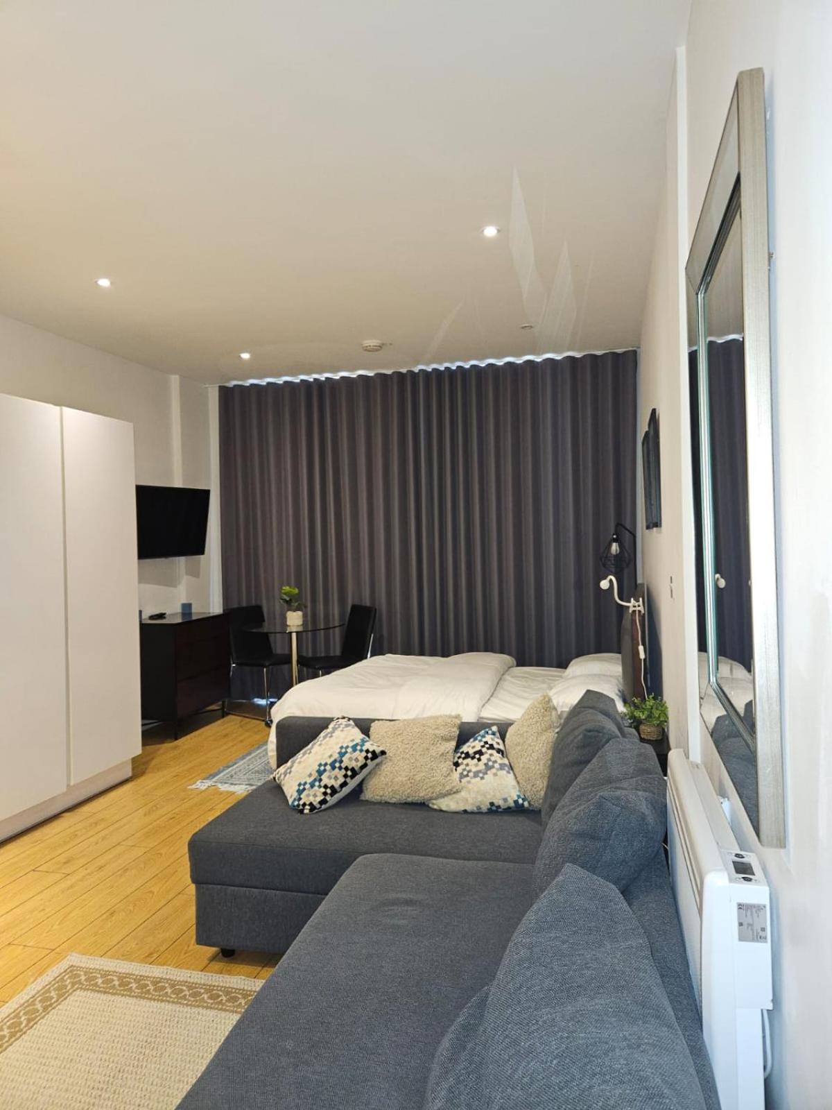 Classic Studio For 4 In Piccadilly Soho Central London Vr3 Экстерьер фото